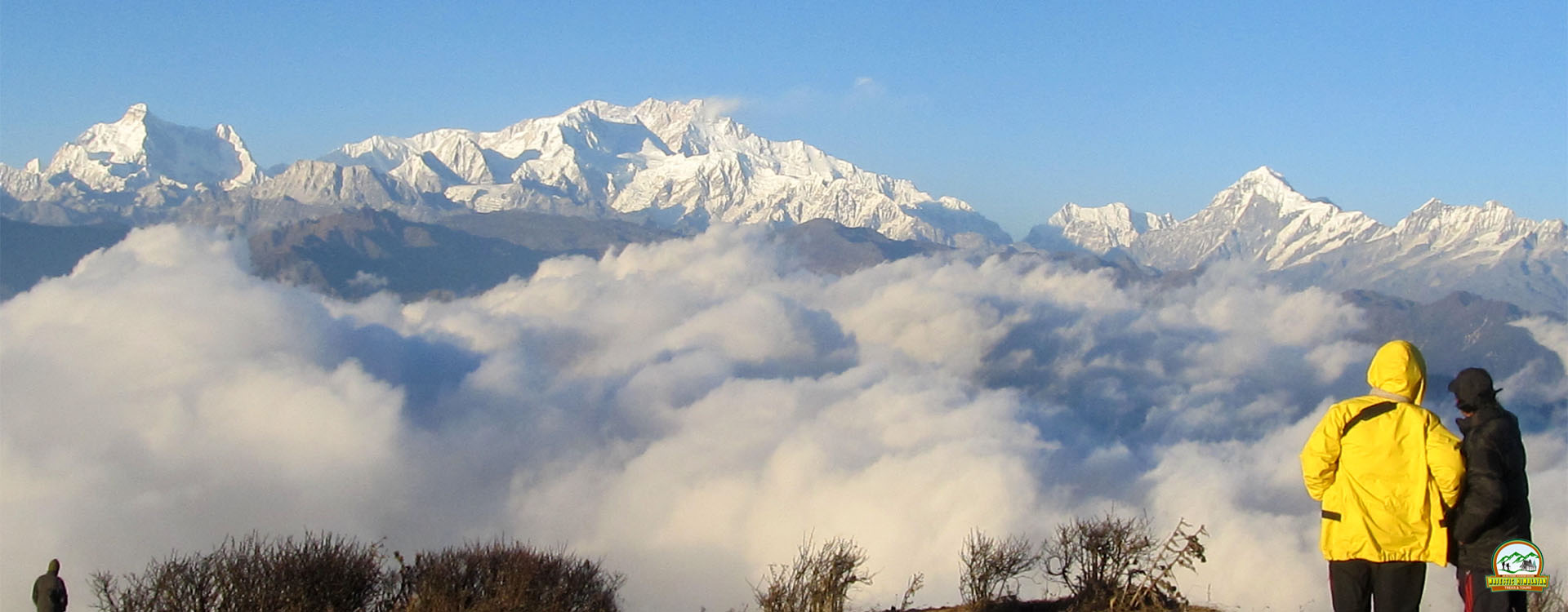 phoktey dara trek best time